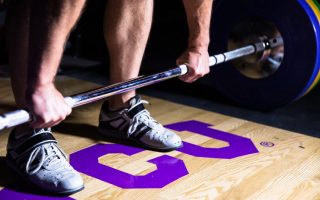 weight lifting bar bell